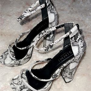 sexy snakeskin heels